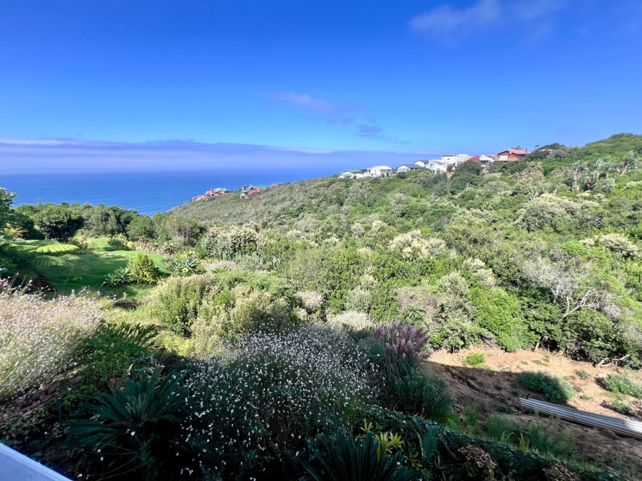 4 Bedroom Property for Sale in Herolds Bay Western Cape